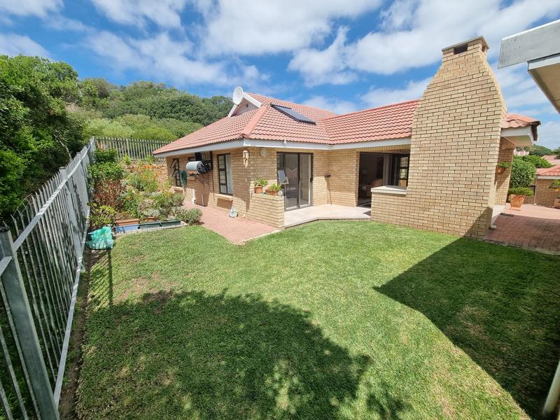 2 Bedroom Property for Sale in Hersham Western Cape